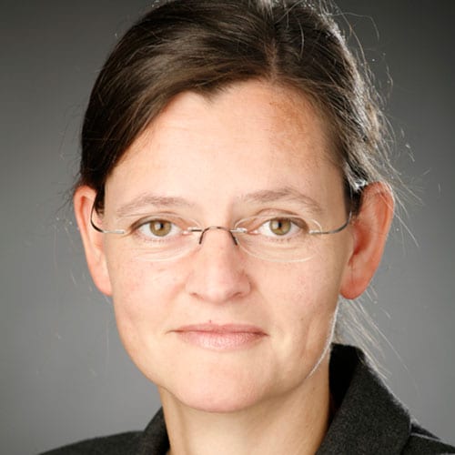 Dr. Ruth Elsholz